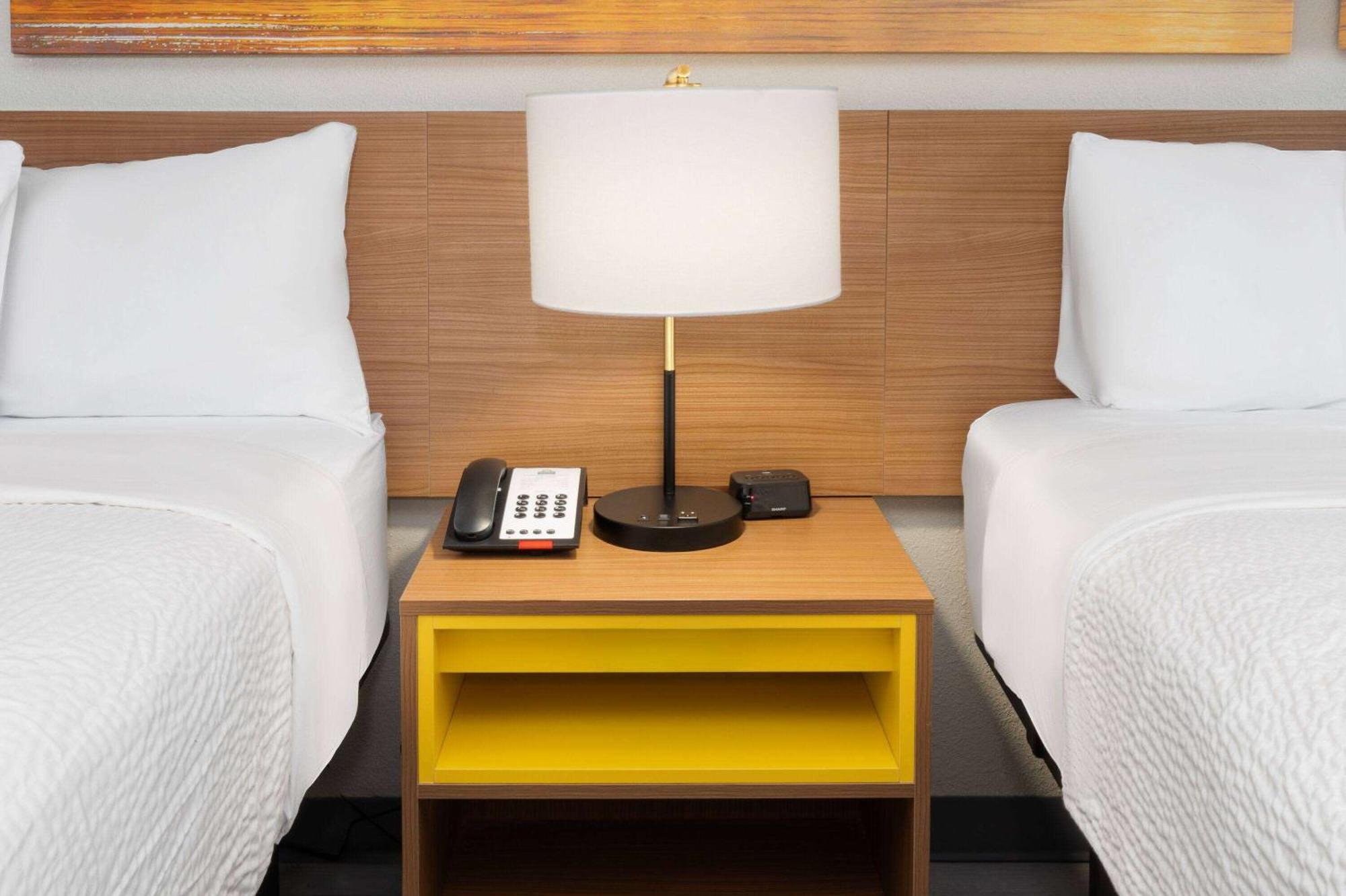 Days Inn & Suites By Wyndham Vicksburg Extérieur photo