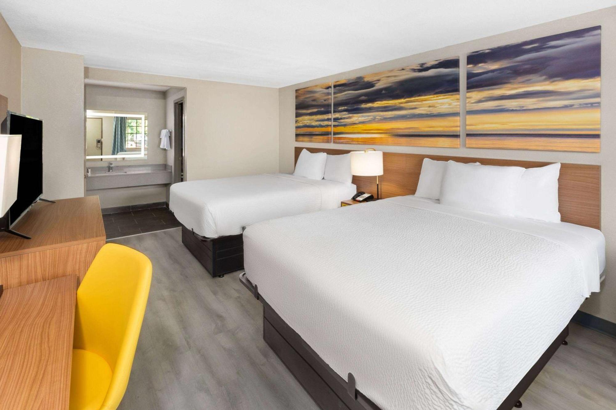 Days Inn & Suites By Wyndham Vicksburg Extérieur photo